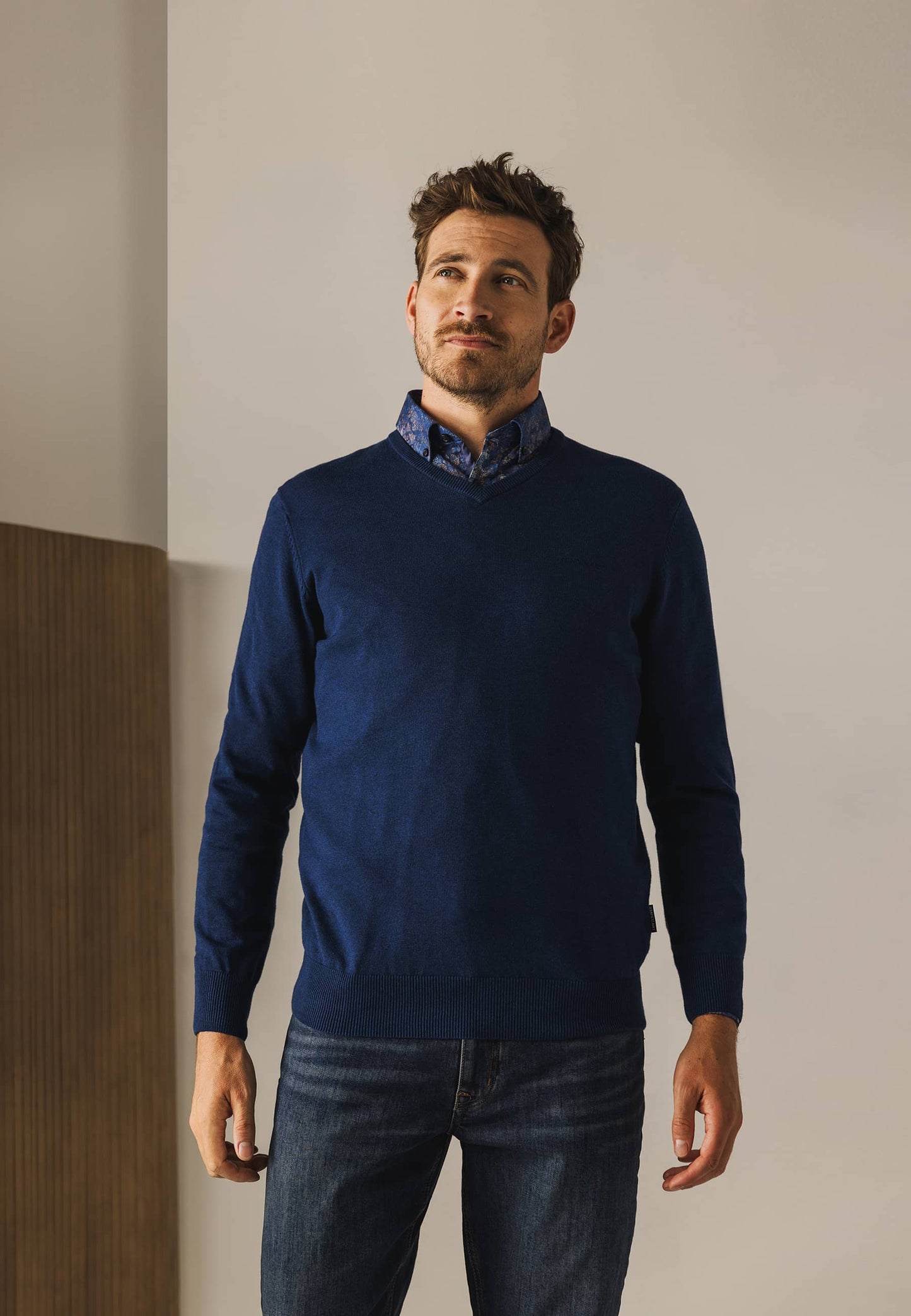 Blue cotton V-neck pullover State of Art - 24003/5700